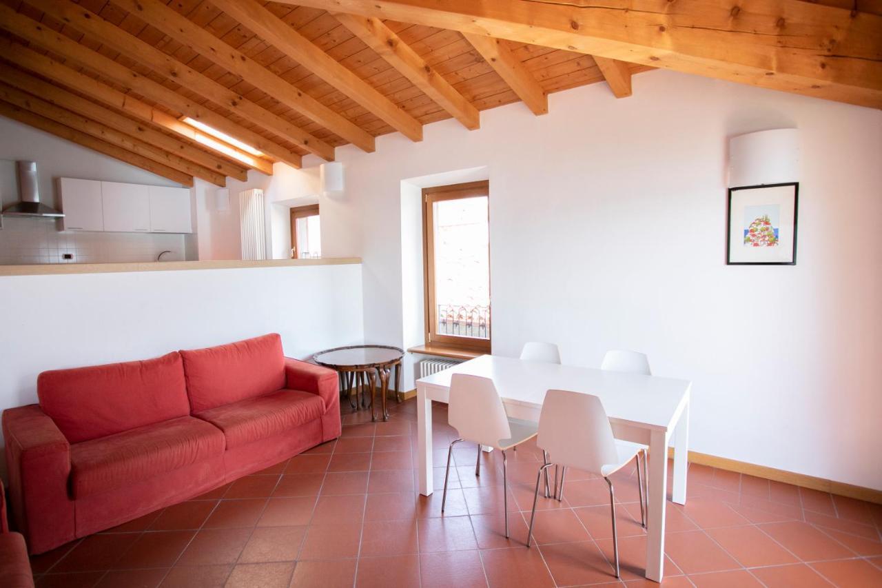 Iseolakerental - Casa Del Pescatore Riva di Solto Zewnętrze zdjęcie